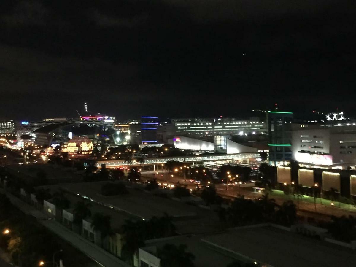 A Special Place Shore Residences Manila Bagian luar foto